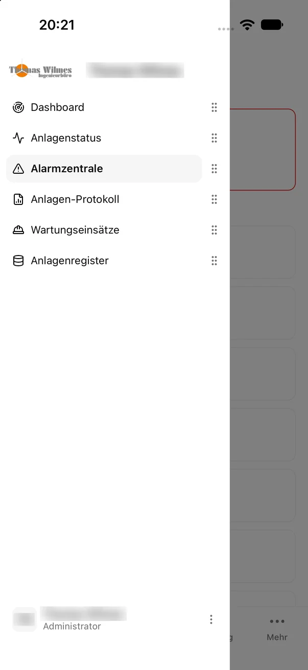 Seitenmenü der Windhunde-App mit Dashboard, Anlagenstatus, Alarmzentrale, Anlagen-Protokoll, Wartungseinsätzen und Anlagenregister